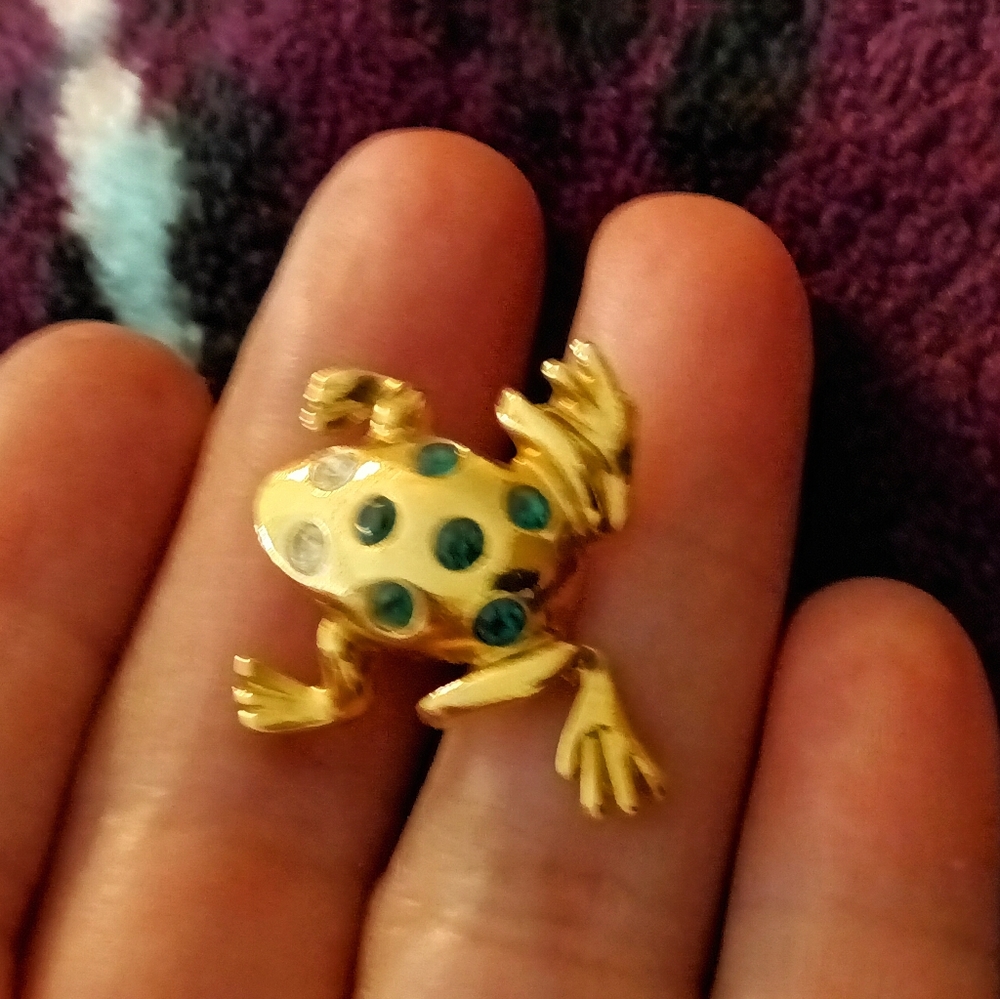 Vintage Avon Frog Tie Sweater Pin - Picture 2 of 4